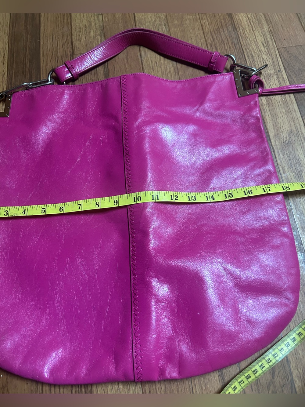Badgley Mischka Women's Hot Pink Leather Shoulder Bag - Picture 4 of 9